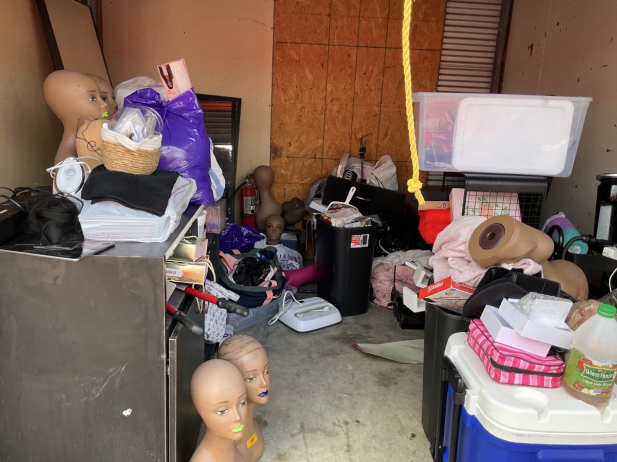 10 x 10 storage unit in Clearwater, FL