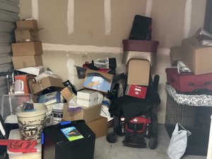 10 x 10 storage unit in Saint Petersburg, FL