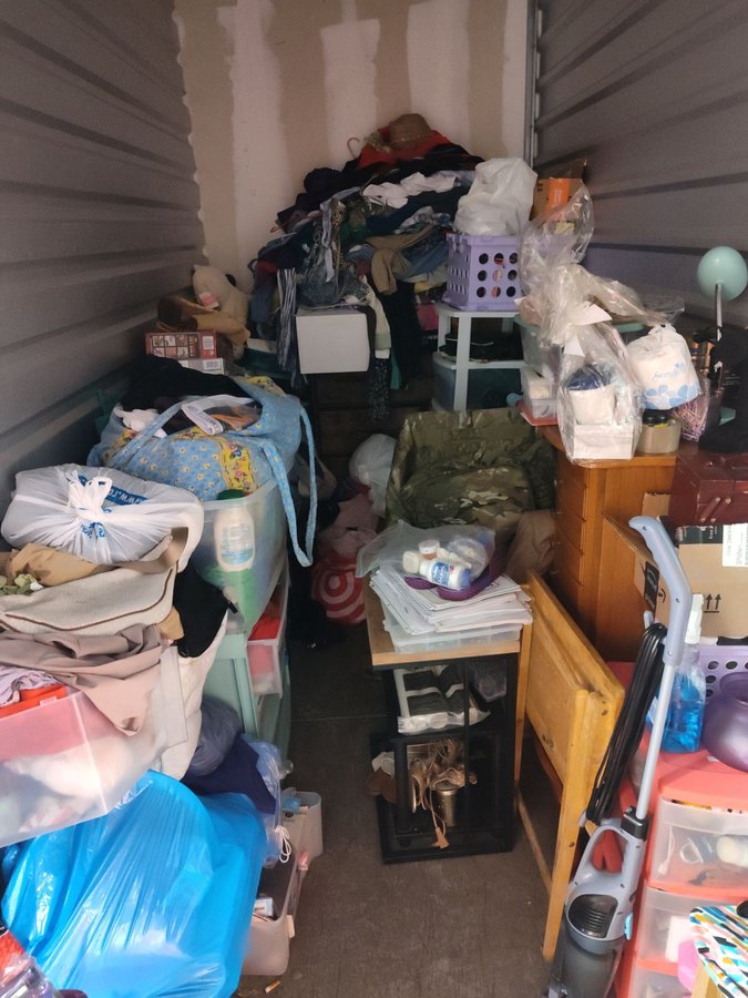 5 x 10 storage unit in Valrico, FL
