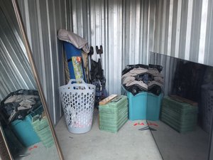 5 x 10 storage unit in Gladstone, MO