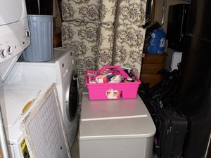 10 x 10 storage unit in Falls Church, VA