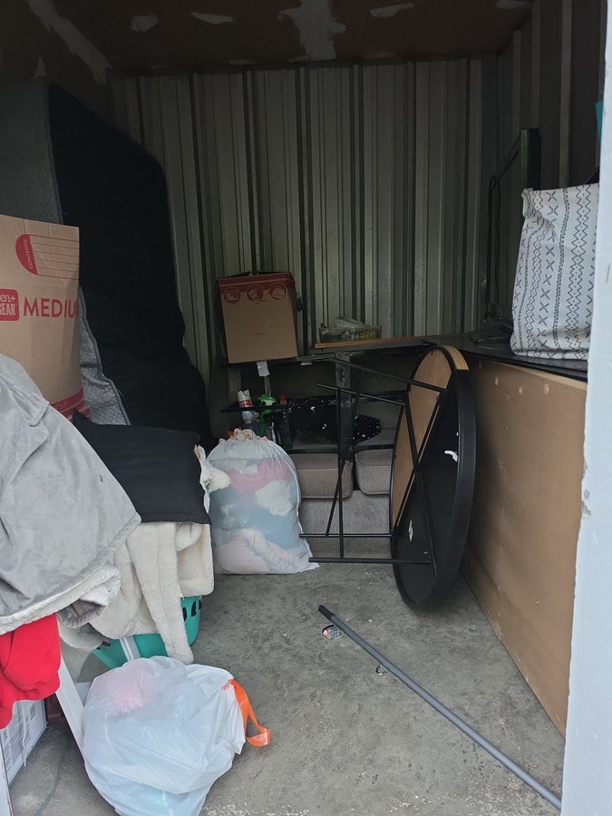 8 x 10 storage unit in Gladstone, MO