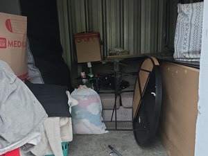 8 x 10 storage unit in Gladstone, MO