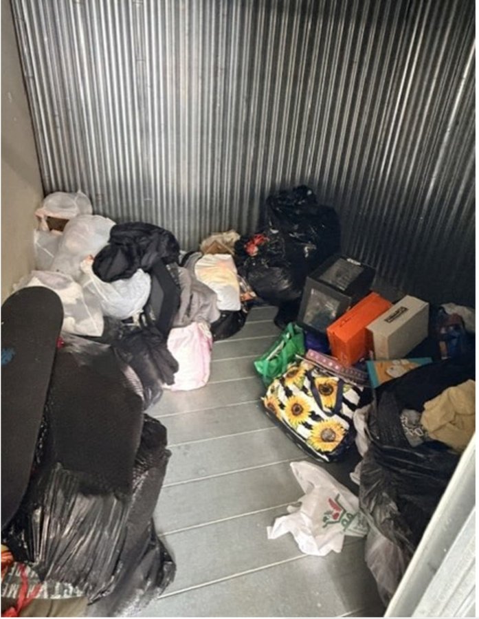 10 x 10 storage unit in Norwalk, CT
