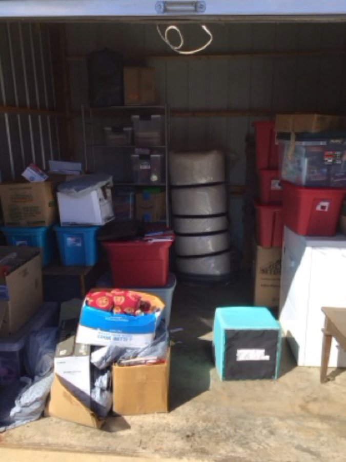 10 x 10 storage unit in Walkertown, NC