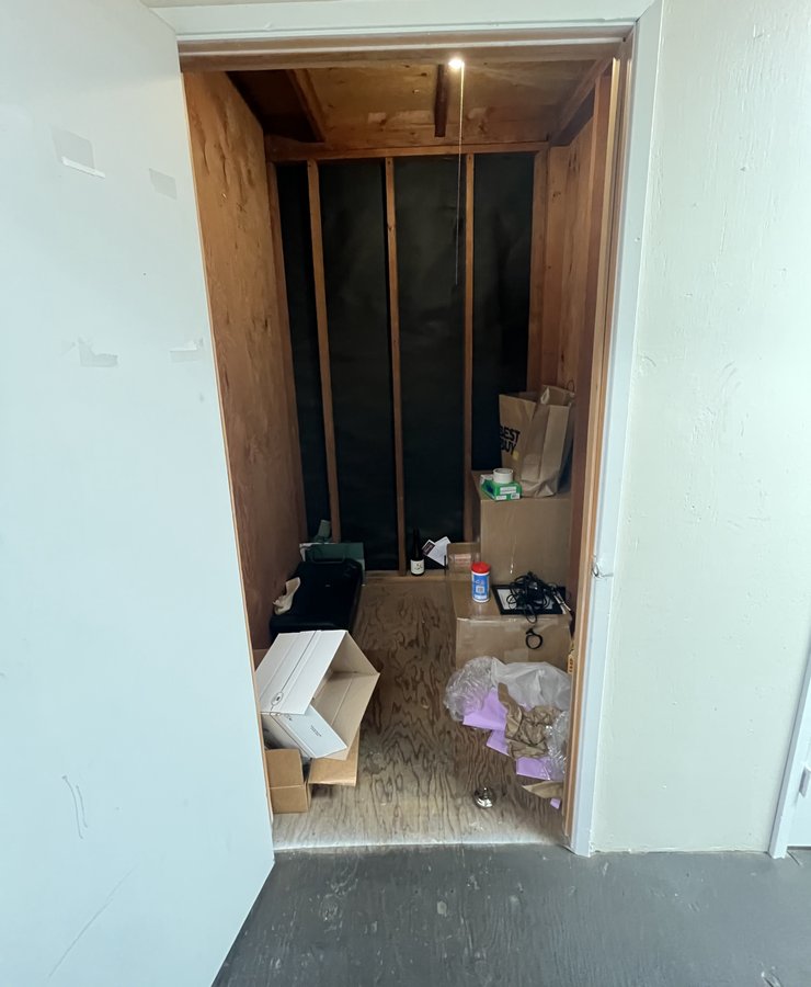 5 x 5 storage unit in Fremont, CA