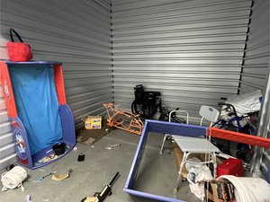 10 x 10 storage unit in San Bernardino, CA