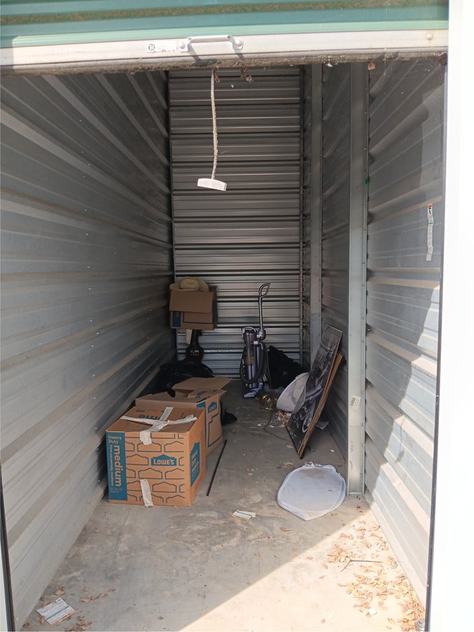 5 x 15 storage unit in Pendleton, IN