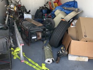 10 x 25 storage unit in Saint Petersburg, FL