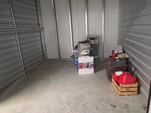 10 x 10 storage unit in Kansas City, MO