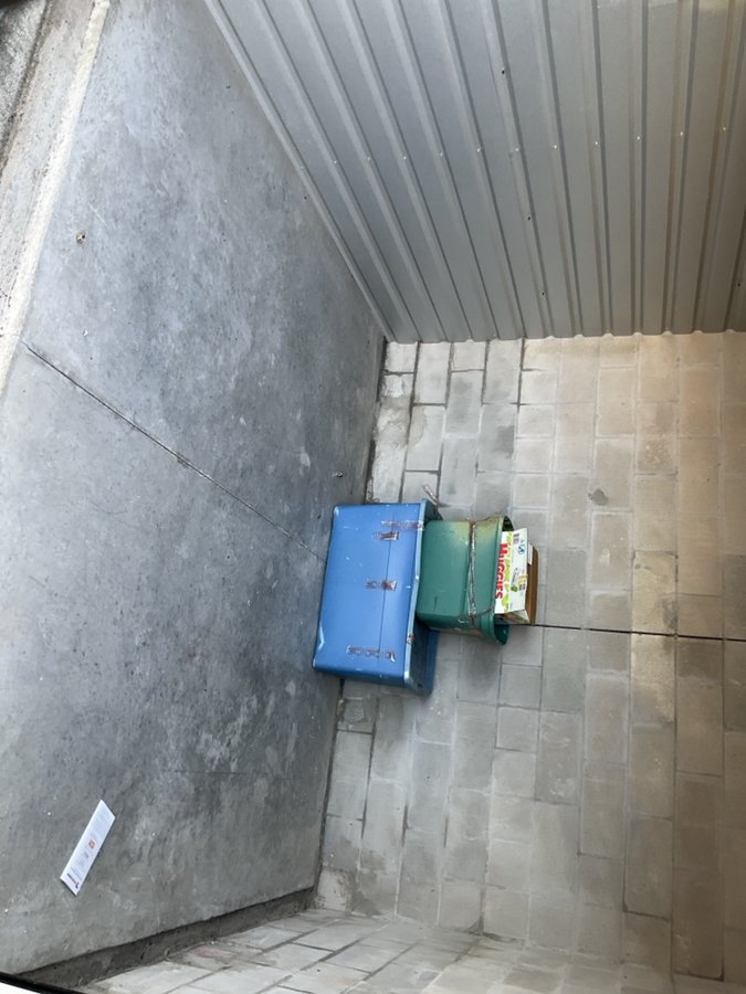 10 x 10 storage unit in Bradenton, FL