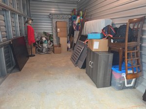 10 x 20 storage unit in Liberty, MO