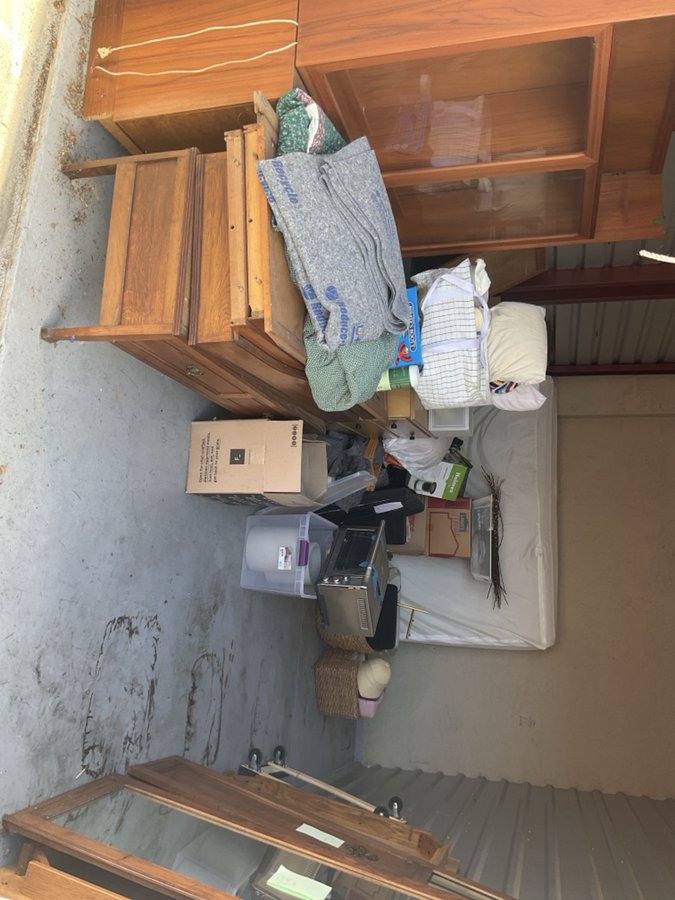 10 x 15 storage unit in Bradenton, FL