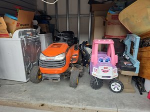 10 x 10 storage unit in Liberty, MO