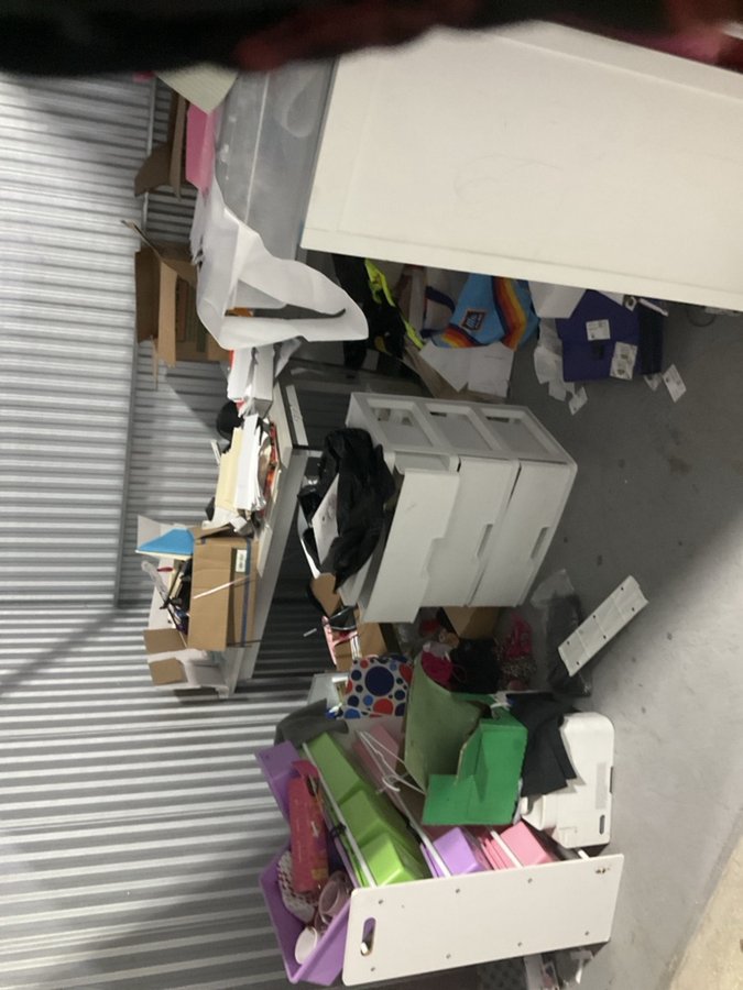 10 x 10 storage unit in Bradenton, FL