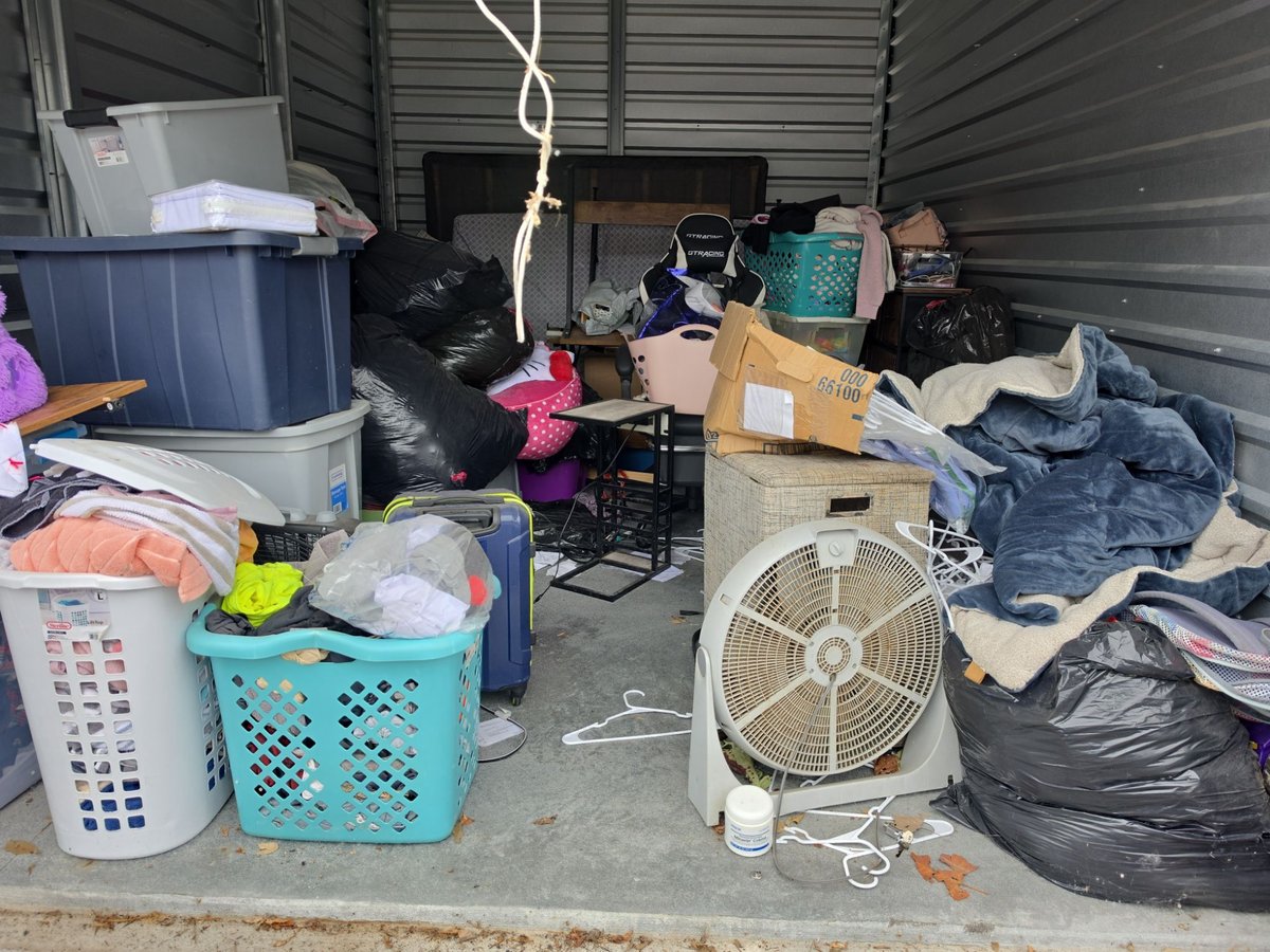 10 x 15 storage unit in Liberty, MO