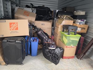 10 x 15 storage unit in Liberty, MO