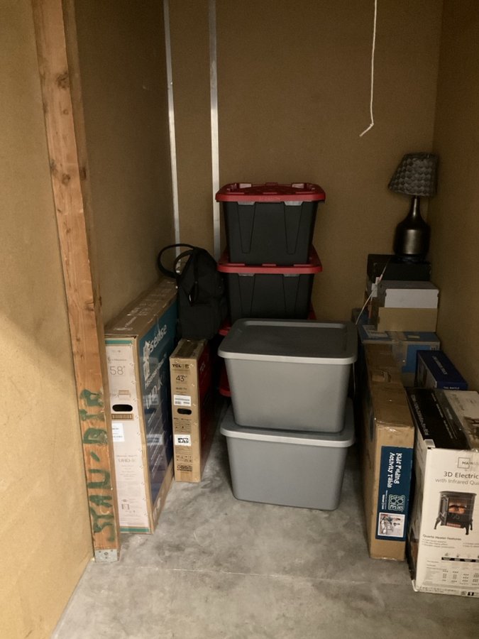5 x 10 storage unit in Las Vegas, NV