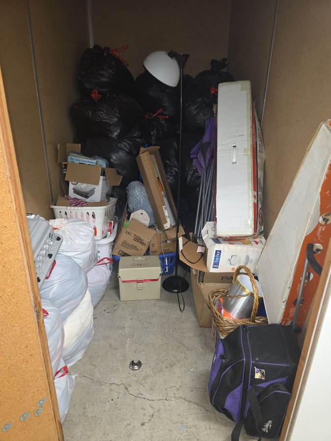 5 x 10 storage unit in Richmond, CA