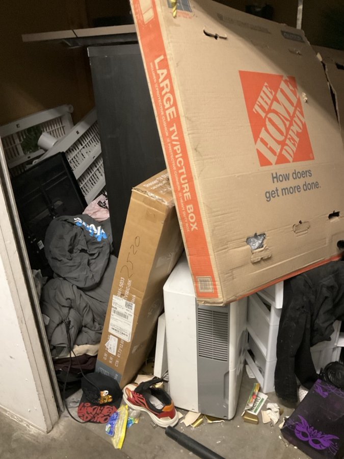 10 x 10 storage unit in Las Vegas, NV