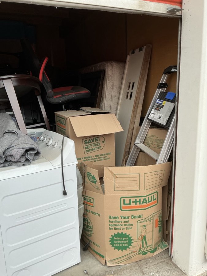 10 x 15 storage unit in Las Vegas, NV