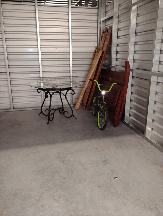 10 x 15 storage unit in Portsmouth, VA