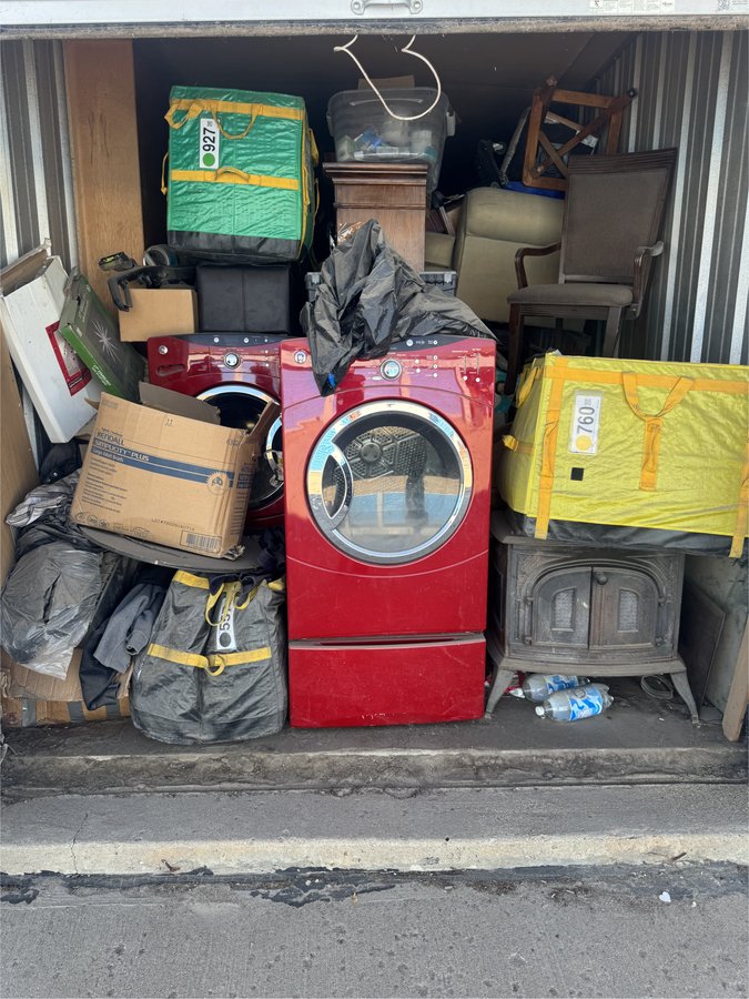 9 x 24 storage unit in Aurora, CO