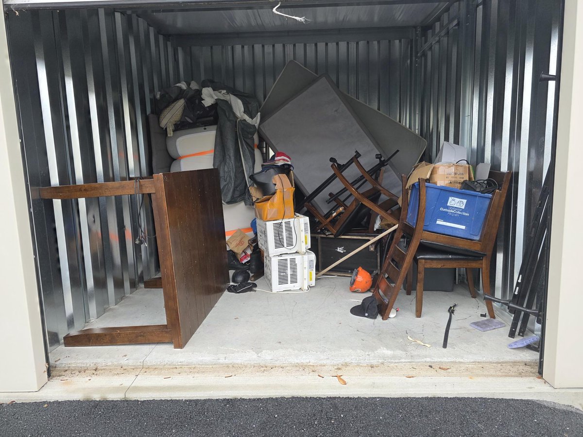 10 x 10 storage unit in Leicester, MA