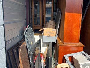 10 x 10 storage unit in Port Orchard, WA