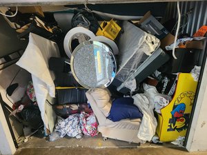 10 x 15 storage unit in Hollywood, FL