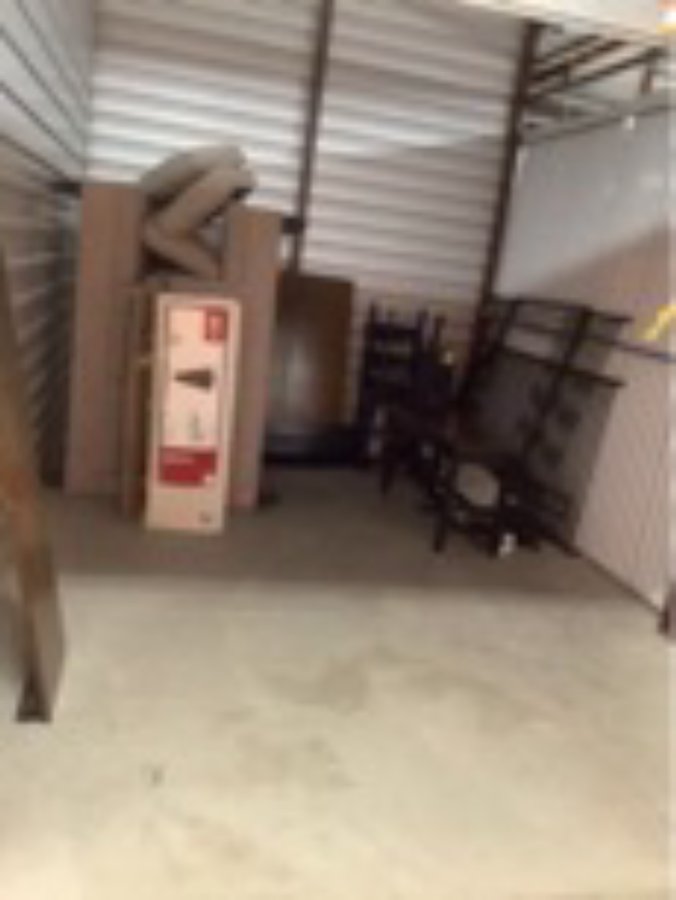 10 x 15 storage unit in Phoenix, AZ
