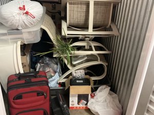 5 x 10 storage unit in Sarasota, FL