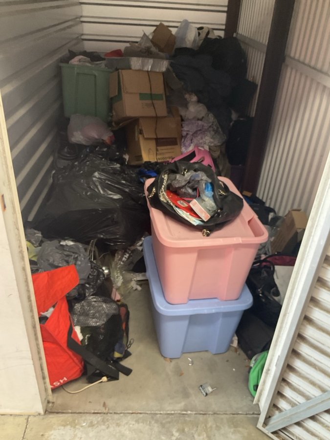5 x 10 storage unit in Sarasota, FL