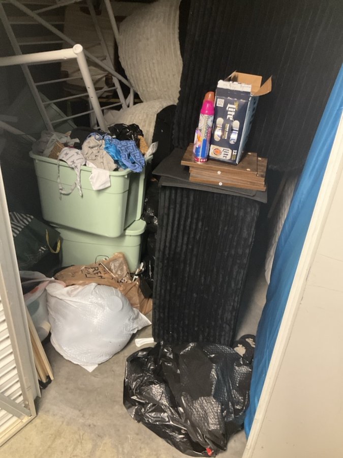 10 x 10 storage unit in Sarasota, FL