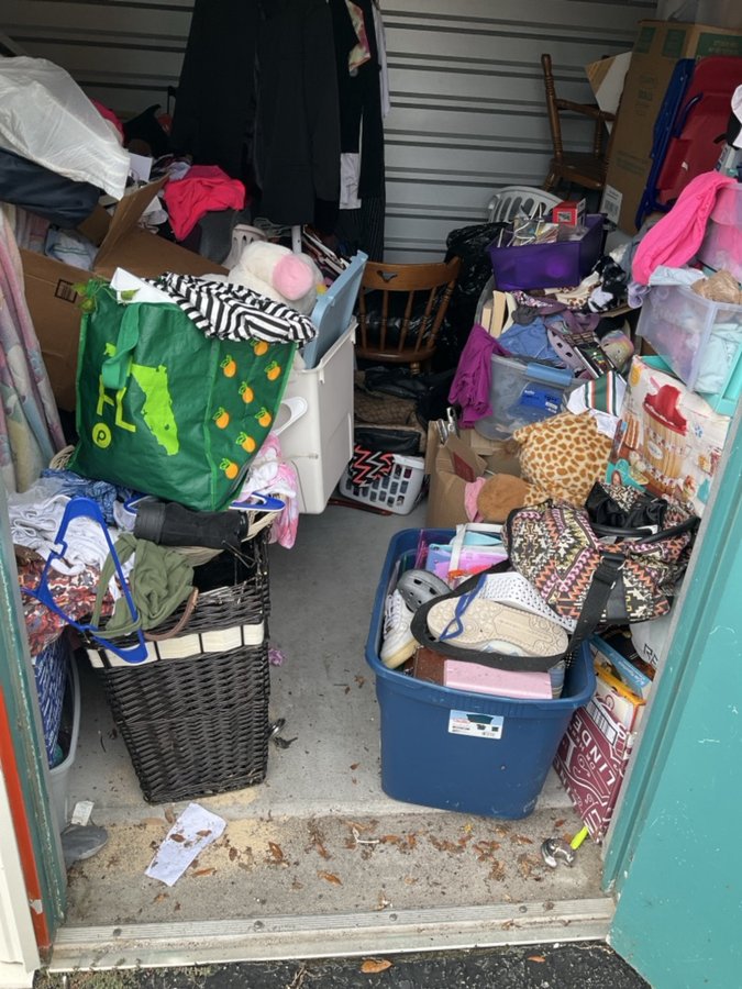 10 x 9 storage unit in Sarasota, FL