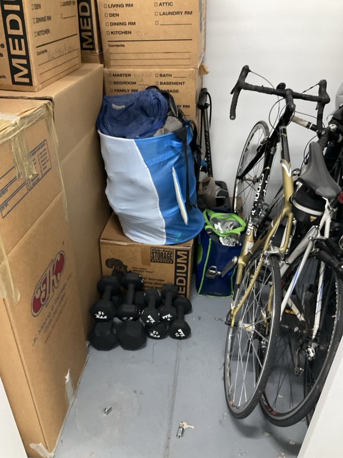 7 x 6 storage unit in Sarasota, FL