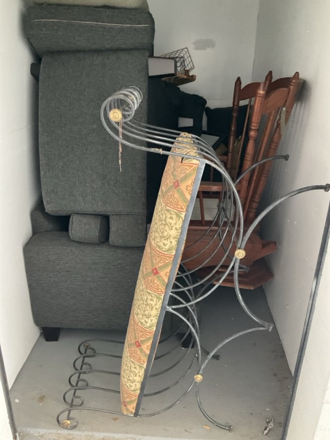 5 x 10 storage unit in Sarasota, FL