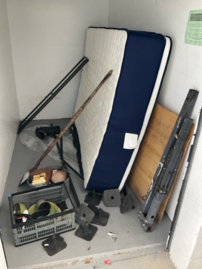 5 x 10 storage unit in Sarasota, FL