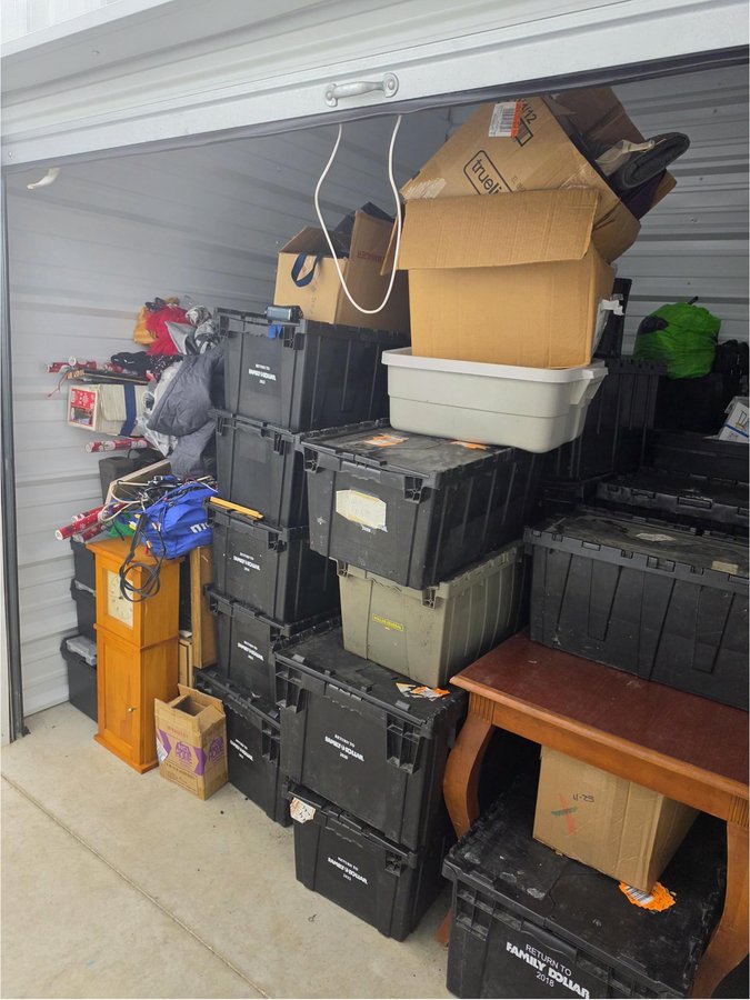 10 x 10 storage unit in Goshen, IN