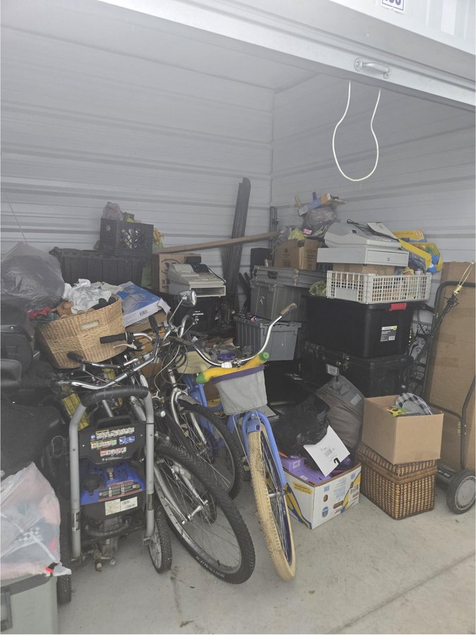 10 x 10 storage unit in Goshen, IN