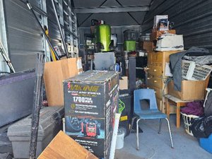 10 x 30 storage unit in Indianapolis, IN