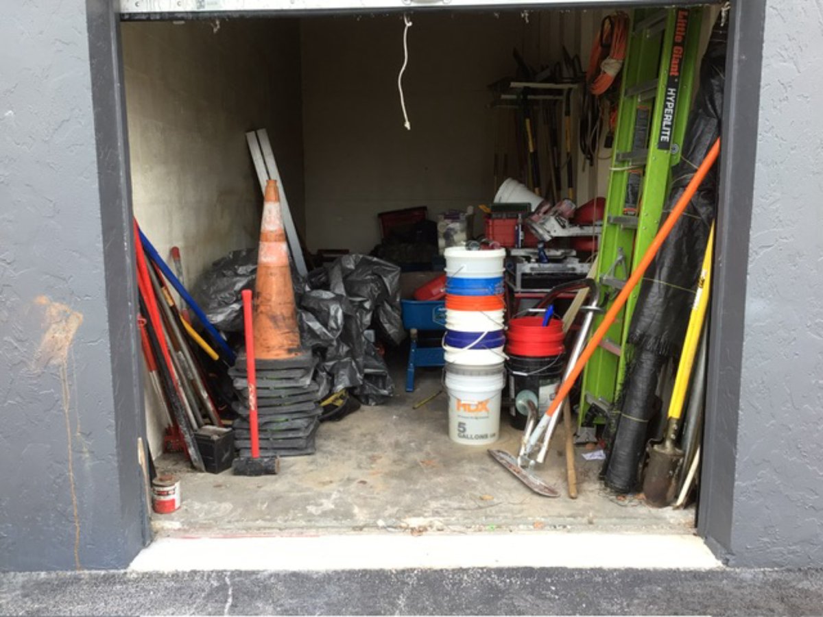 9 x 20 storage unit in Stuart, FL