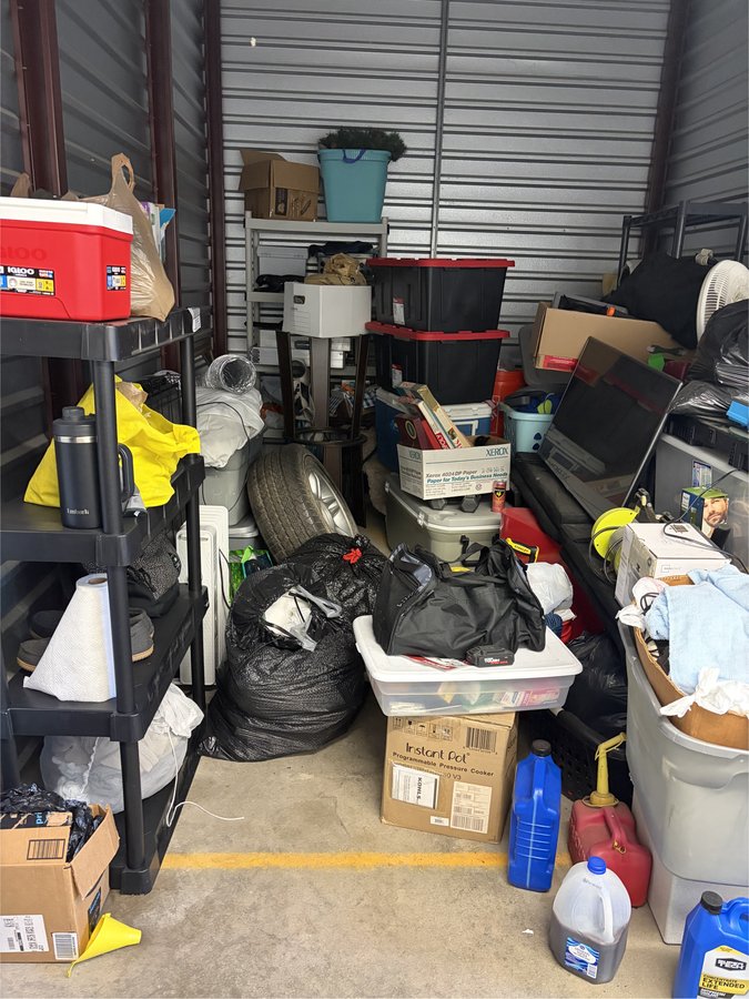 10 x 15 storage unit in Shelby Twp., MI
