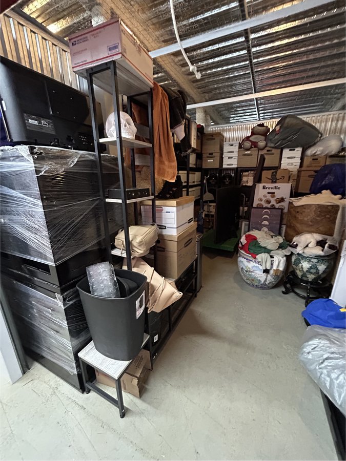 10 x 15 storage unit in Gaithersburg, MD