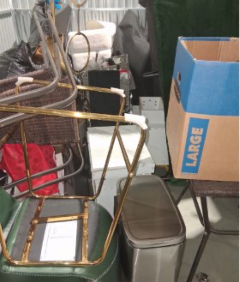 10 x 10 storage unit in Philadelphia, PA