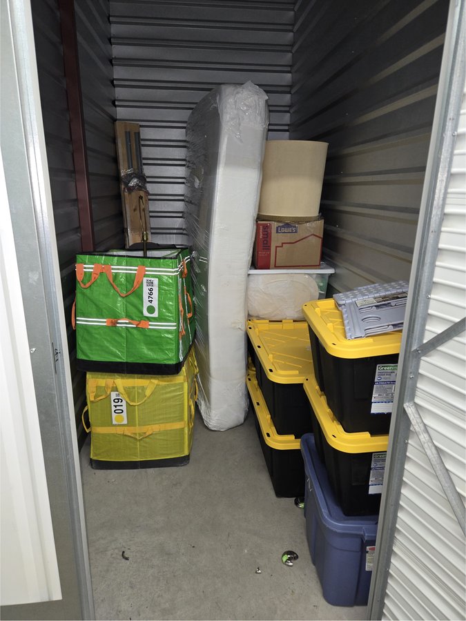5 x 10 storage unit in Mahwah, NJ
