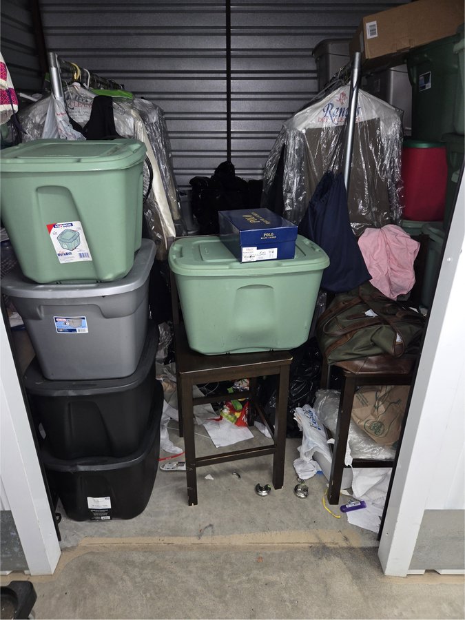 10 x 10 storage unit in Mahwah, NJ