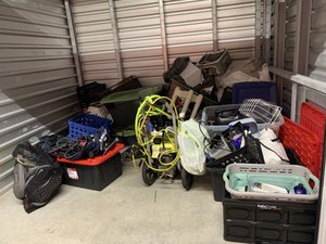 10 x 10 storage unit in Bradenton, FL