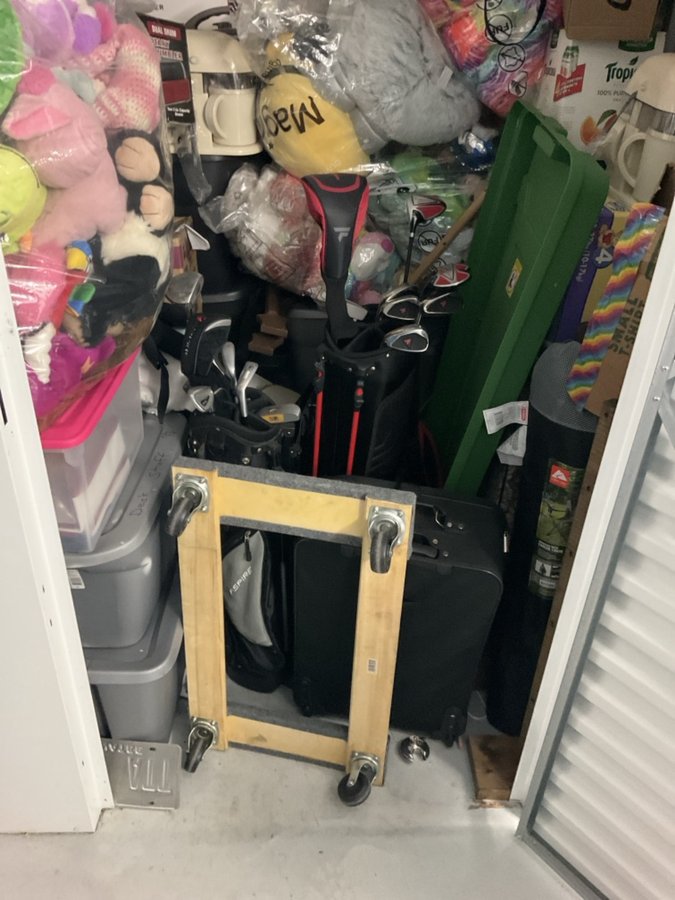 5 x 5 storage unit in Bradenton, FL