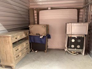 10 x 10 storage unit in Bradenton, FL